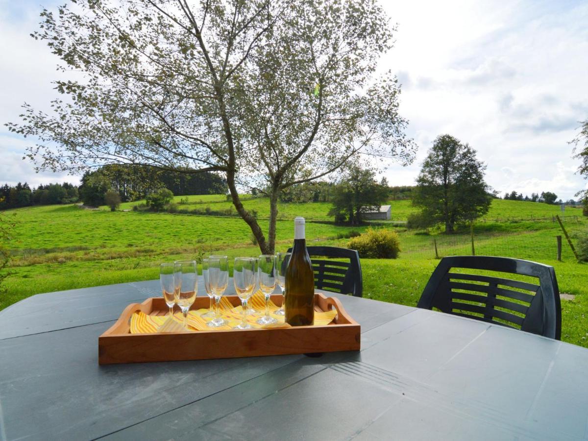 Comfortable Cottage In Neufmoulin With Meadow View Houffalize Cameră foto